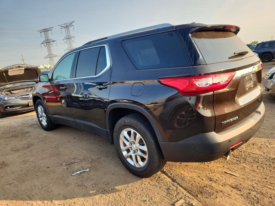 2018 CHEVROLET TRAVERSE LT 2