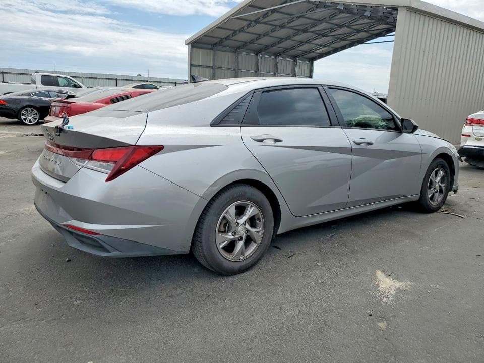 2021 HYUNDAI ELANTRA SE 3
