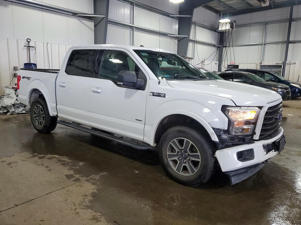 2017 FORD F150 SUPERCREW 4