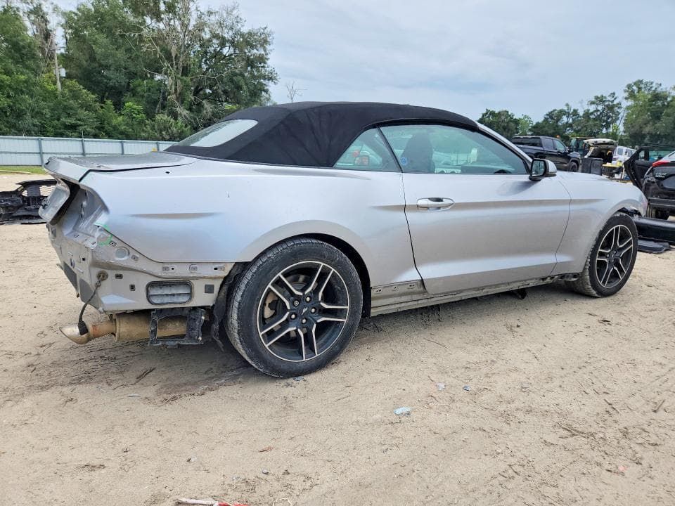 2020 FORD MUSTANG 3