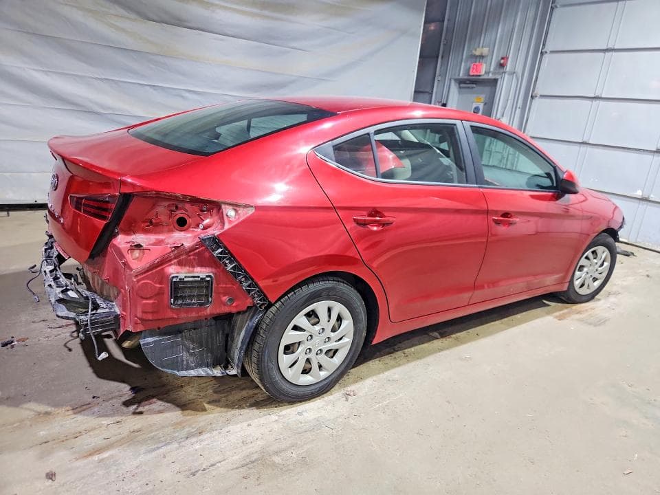 2019 HYUNDAI ELANTRA SE 3