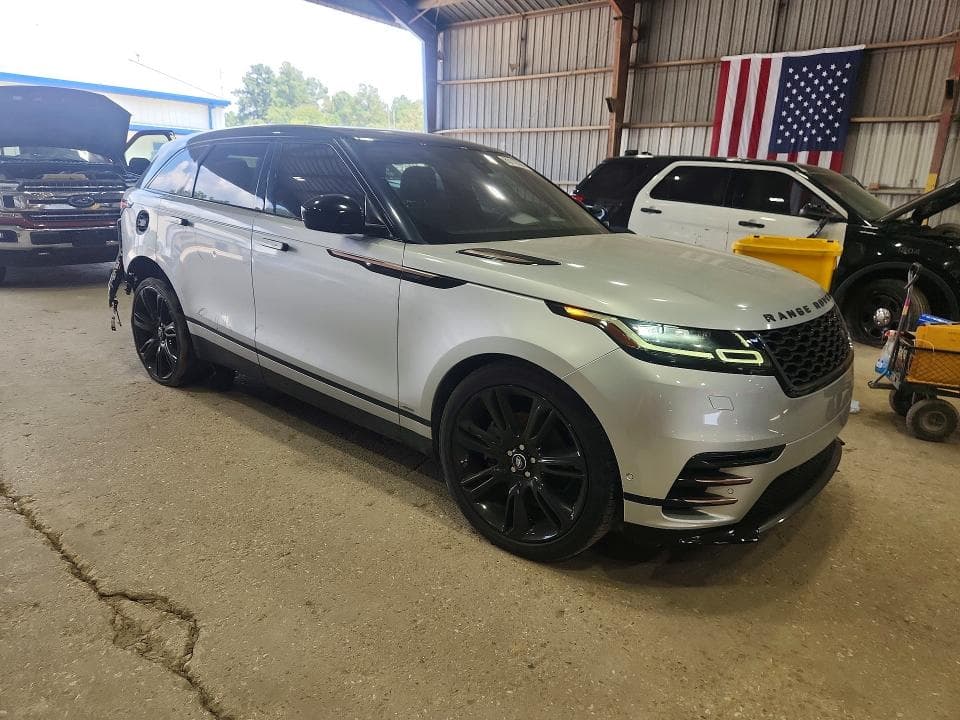 2018 LAND ROVER RANGE ROVER VELAR R-DYNAMIC SE 4