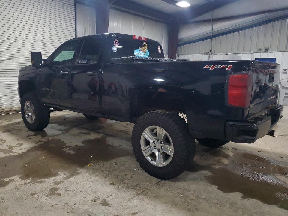 2017 CHEVROLET SILVERADO K1500 CUSTOM 2
