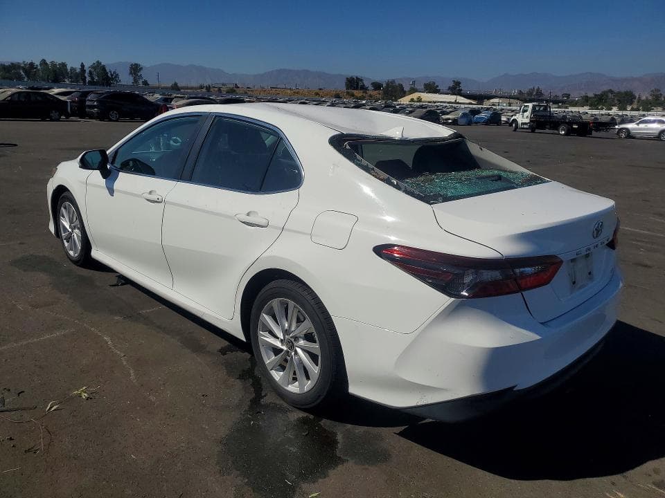 2021 TOYOTA CAMRY LE 2