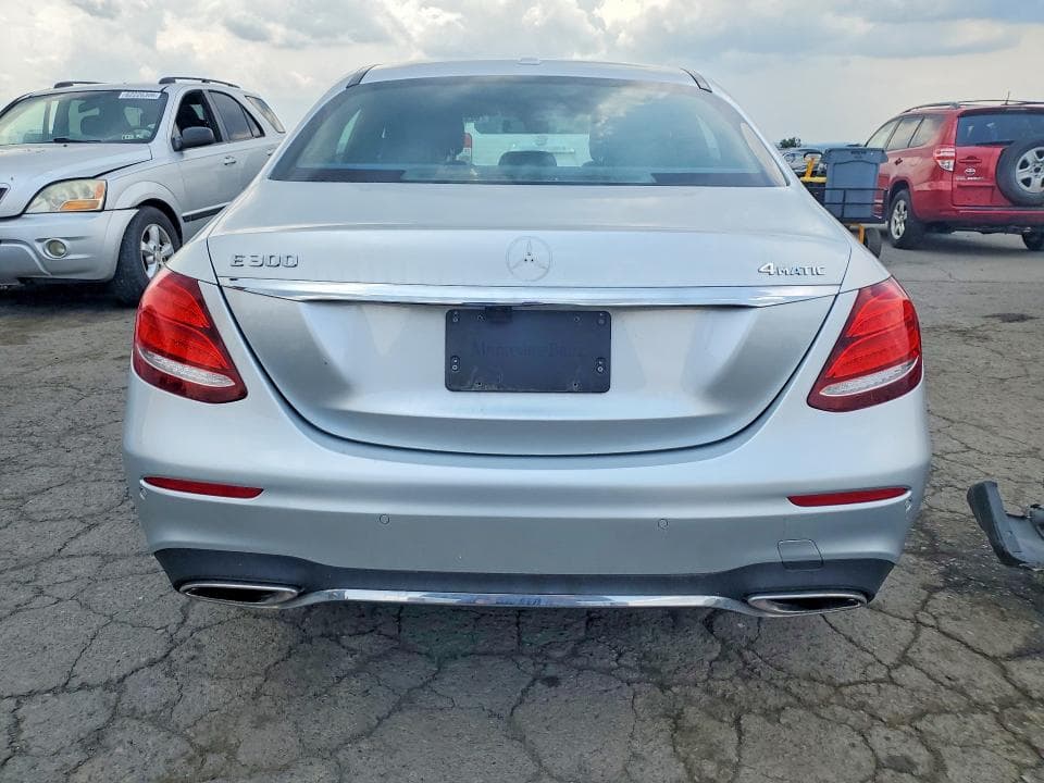 2019 MERCEDES-BENZ E 300 4MATIC 6