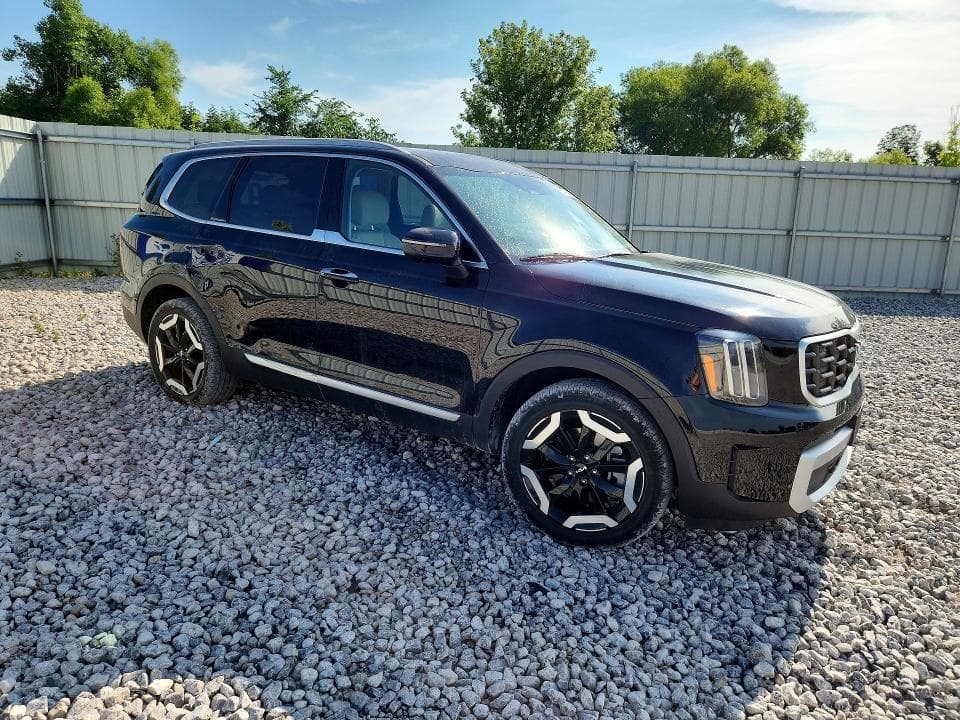 2025 KIA TELLURIDE S 4