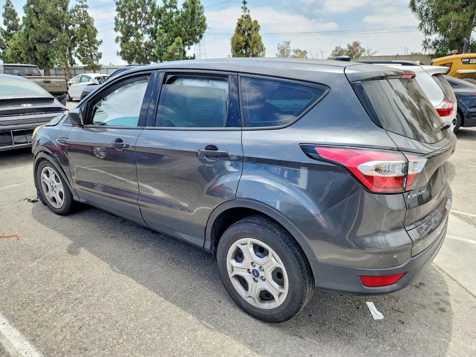 2017 FORD ESCAPE S 2