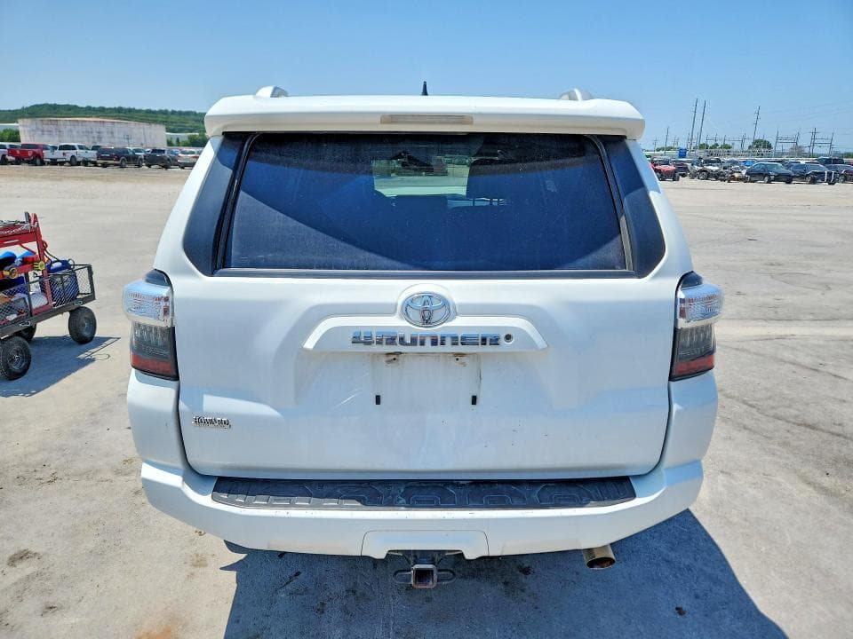 2017 TOYOTA 4RUNNER SR5 PREMIUM 6