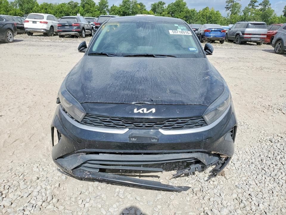 2022 KIA FORTE LXS 5