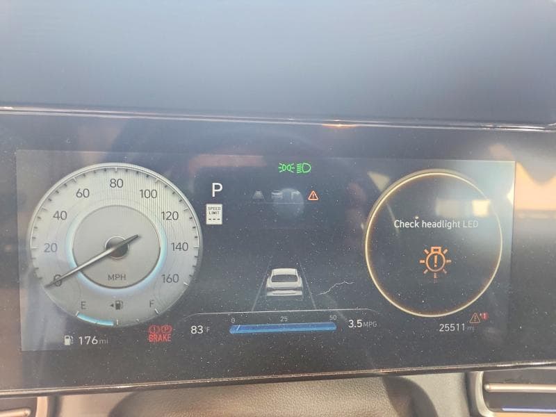 2025 HYUNDAI ELANTRA SEL 9