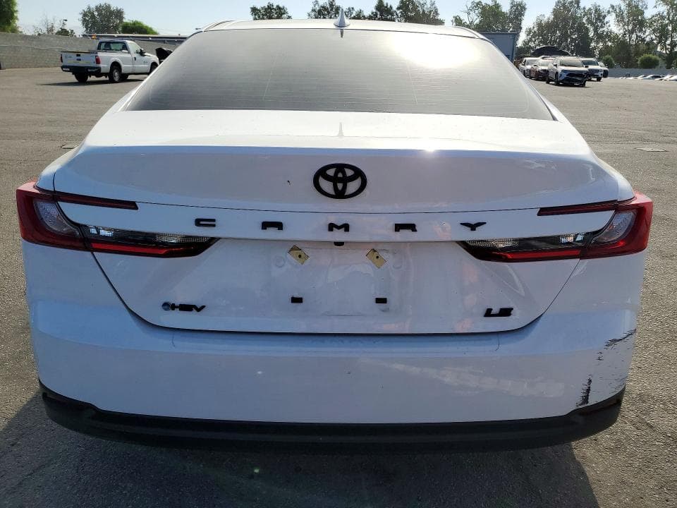 2025 TOYOTA CAMRY LE 6