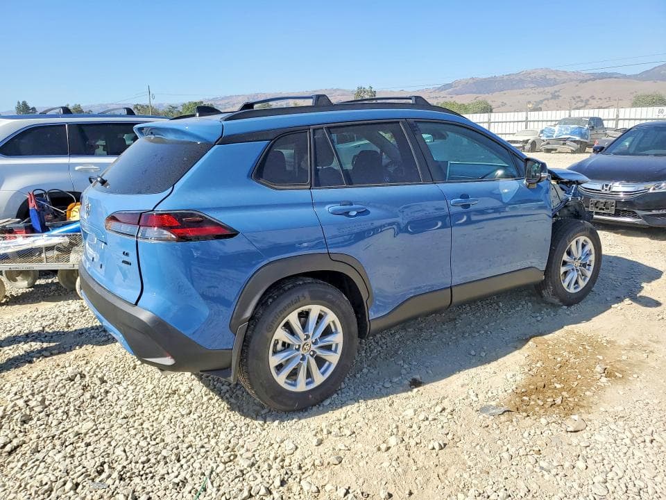 2026 TOYOTA COROLLA CROSS LE 3