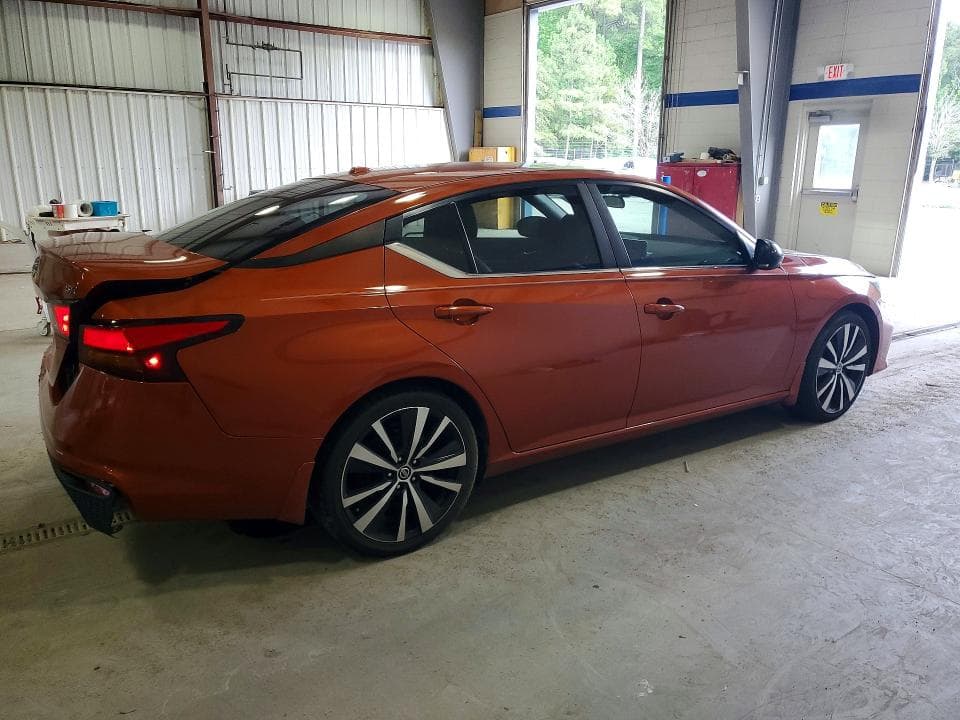 2019 NISSAN ALTIMA SR 3