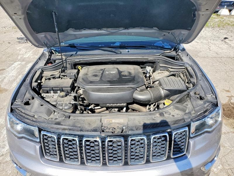2017 JEEP GRAND CHEROKEE LAREDO 12