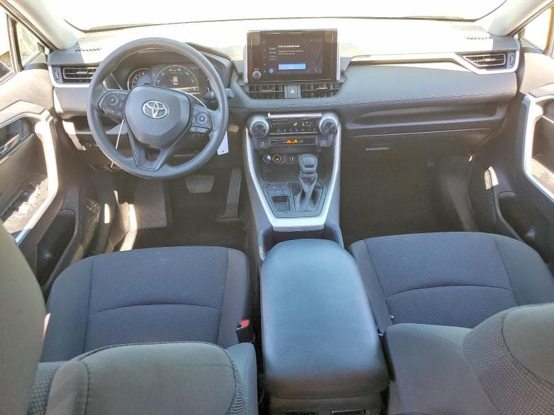 2024 TOYOTA RAV4 LE 8
