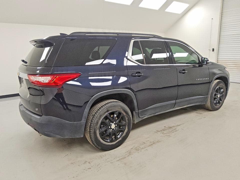 2020 CHEVROLET TRAVERSE LT 3