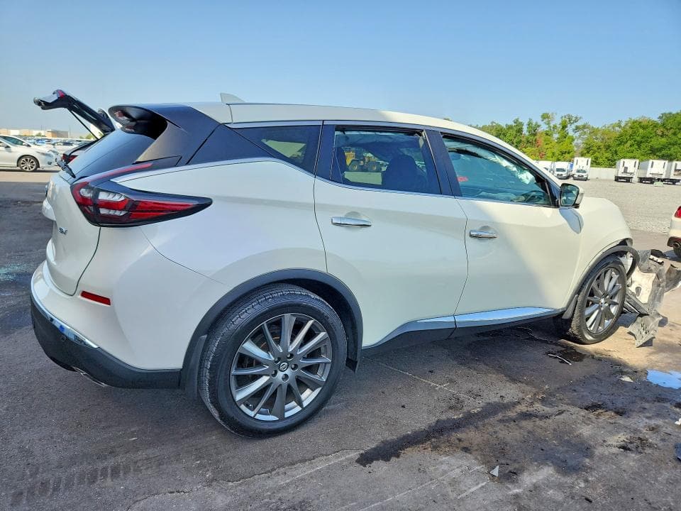 2021 NISSAN MURANO SV 3