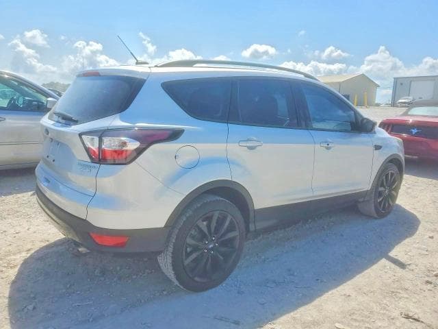 2017 FORD ESCAPE TITANIUM 3