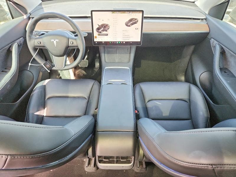 2022 TESLA MODEL Y 8