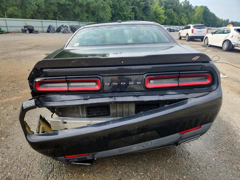 2019 DODGE CHALLENGER SXT 6