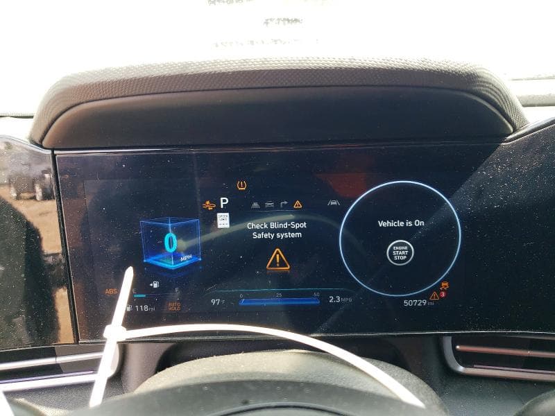 2024 HYUNDAI ELANTRA LIMITED 9