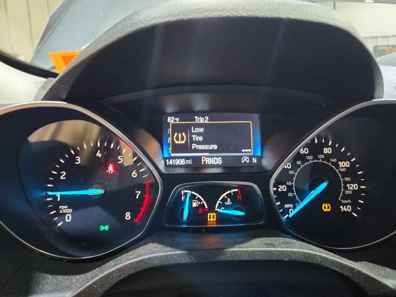 2019 FORD ESCAPE SE 9
