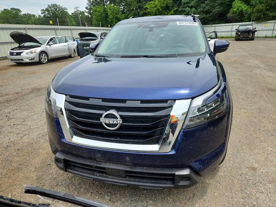 2025 NISSAN PATHFINDER SV 5