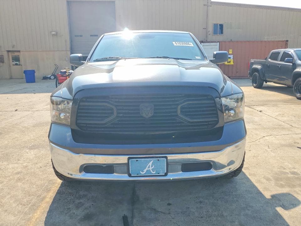 2017 RAM 1500 SLT 5