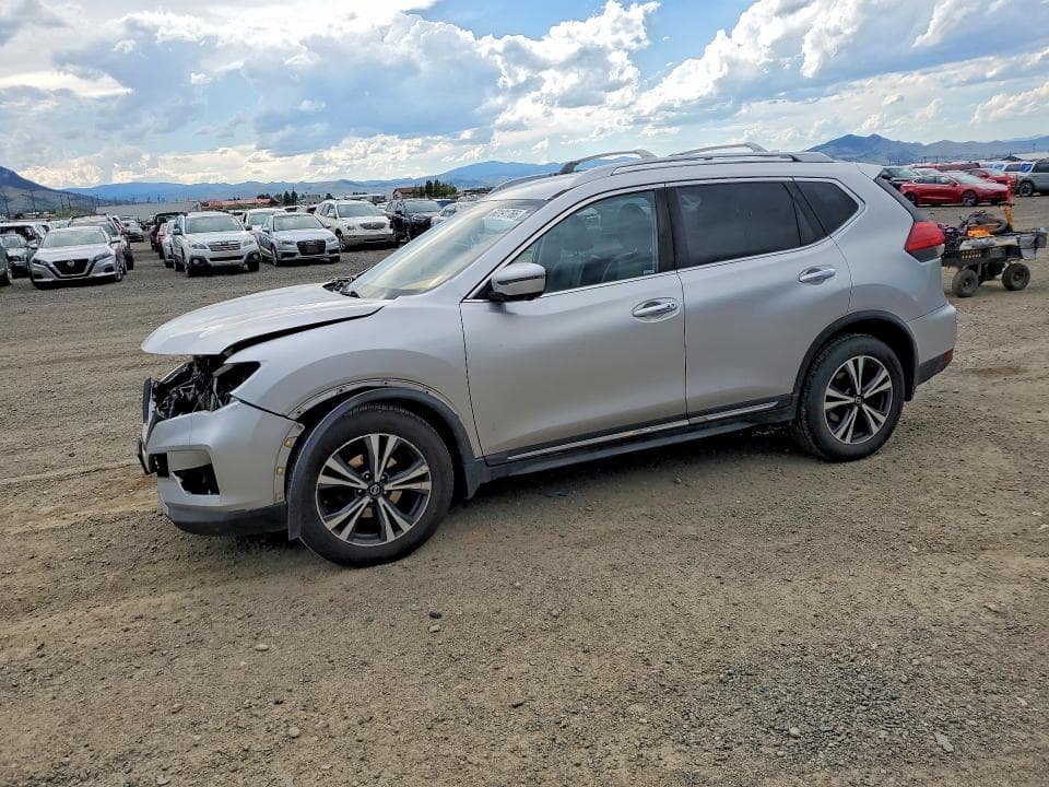 2017 NISSAN ROGUE SL