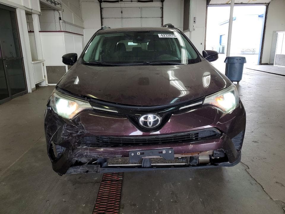 2017 TOYOTA RAV4 LE 5