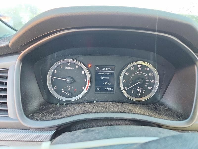 2019 HYUNDAI SONATA SE 9