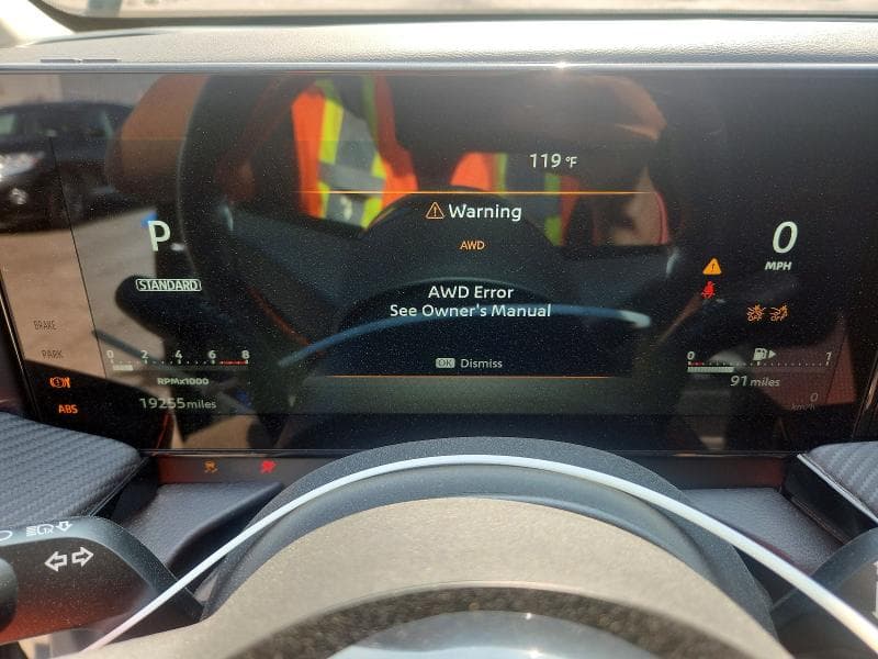 2025 NISSAN KICKS SR 9