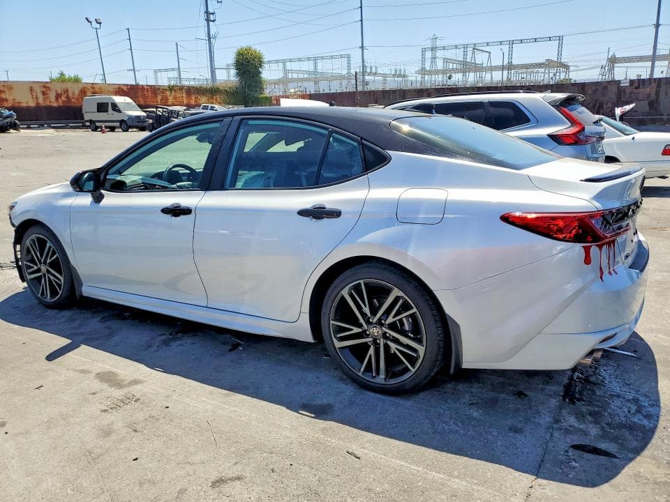 2025 TOYOTA CAMRY XSE 2
