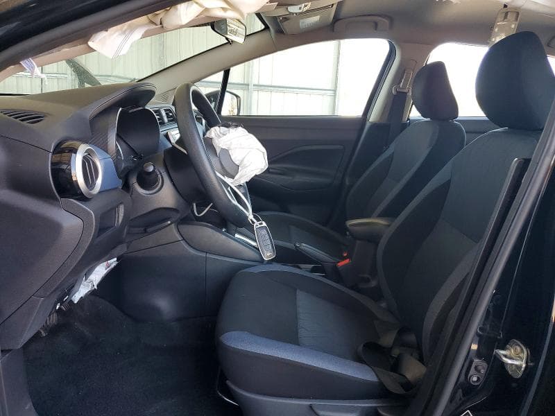 2025 NISSAN VERSA SV 7