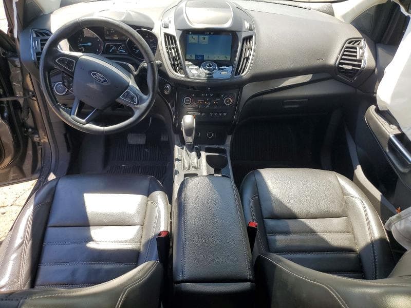 2019 FORD ESCAPE TITANIUM 8