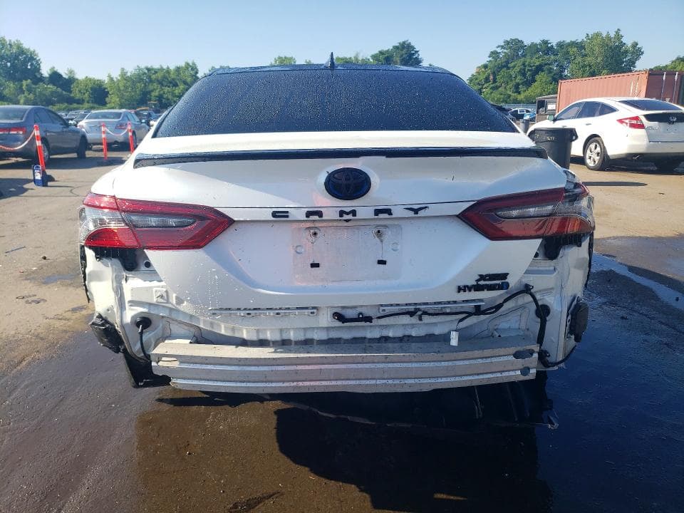 2021 TOYOTA CAMRY XSE 6