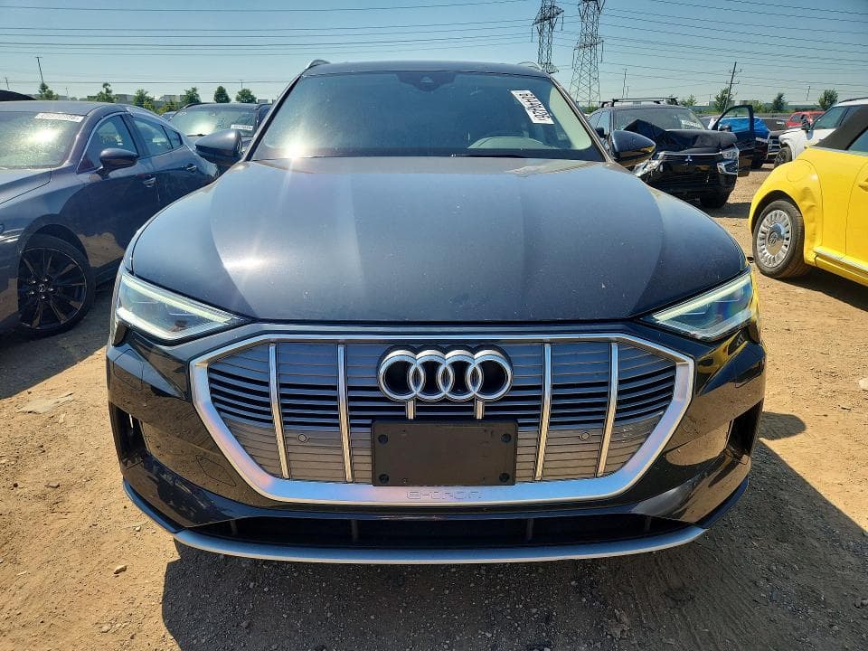2021 AUDI E-TRON PREMIUM 5