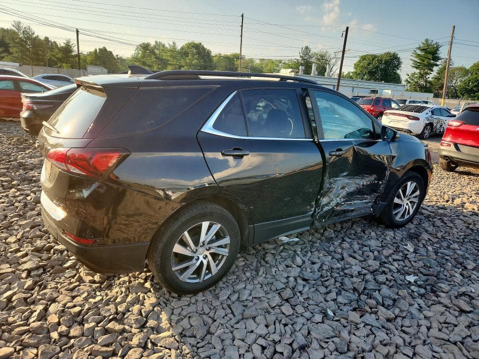 2022 CHEVROLET EQUINOX LT 3