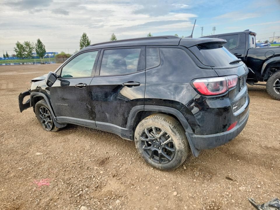 2025 JEEP COMPASS LATITUDE LUX 2