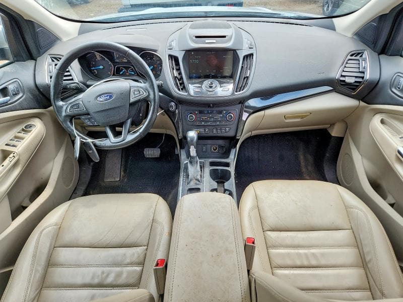2017 FORD ESCAPE TITANIUM 8