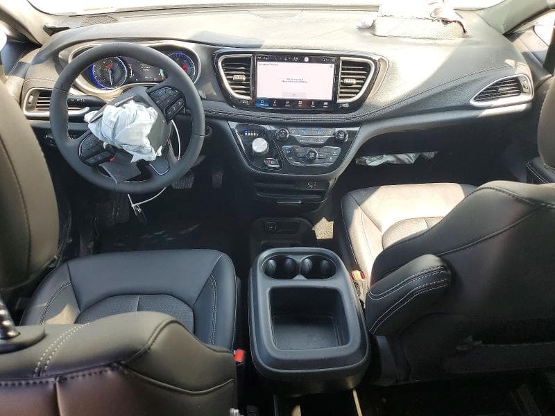 2026 CHRYSLER PACIFICA SELECT 8