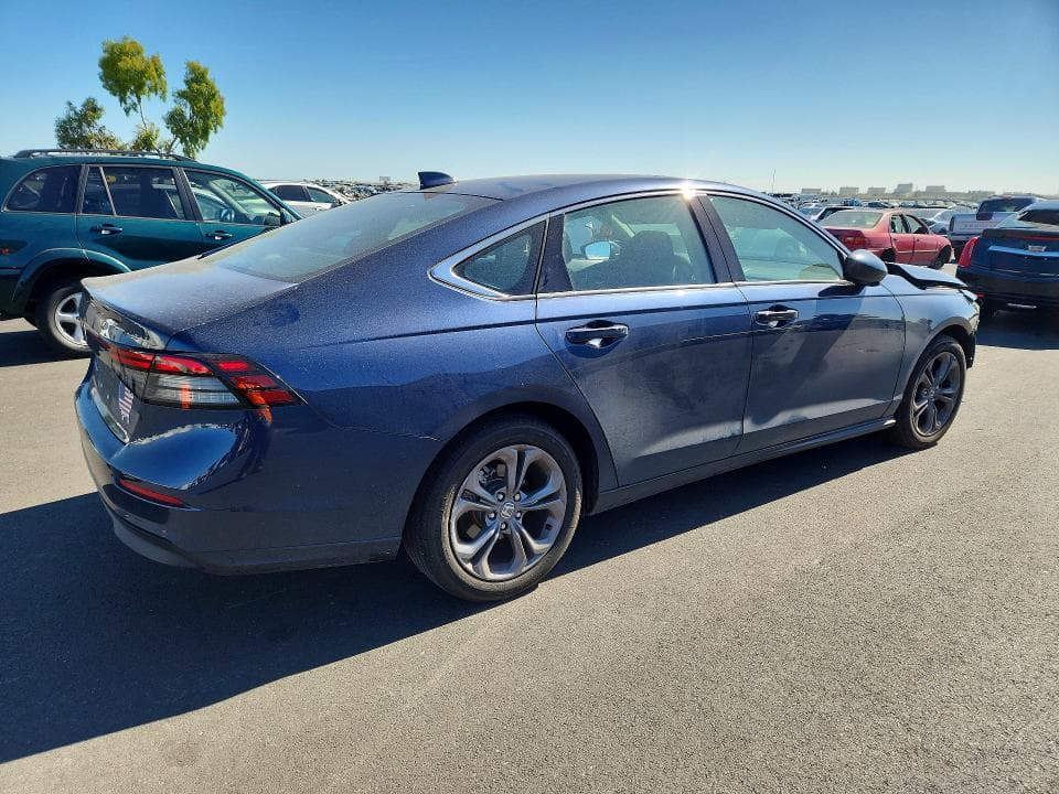 2024 HONDA ACCORD EX 3