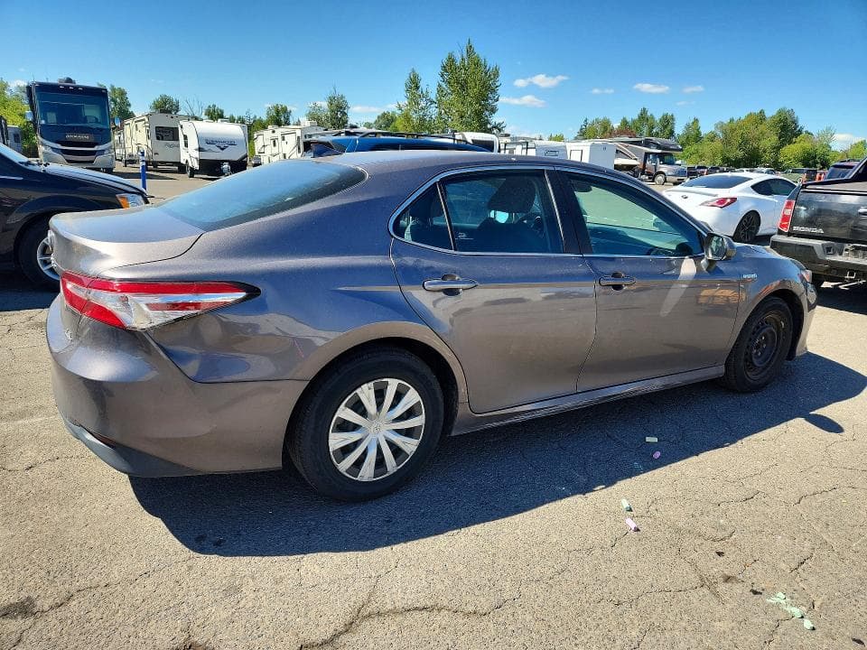 2020 TOYOTA CAMRY LE 3
