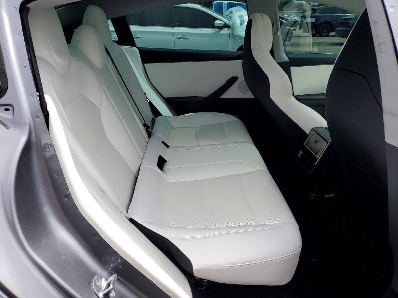 2026 TESLA MODEL 3 10