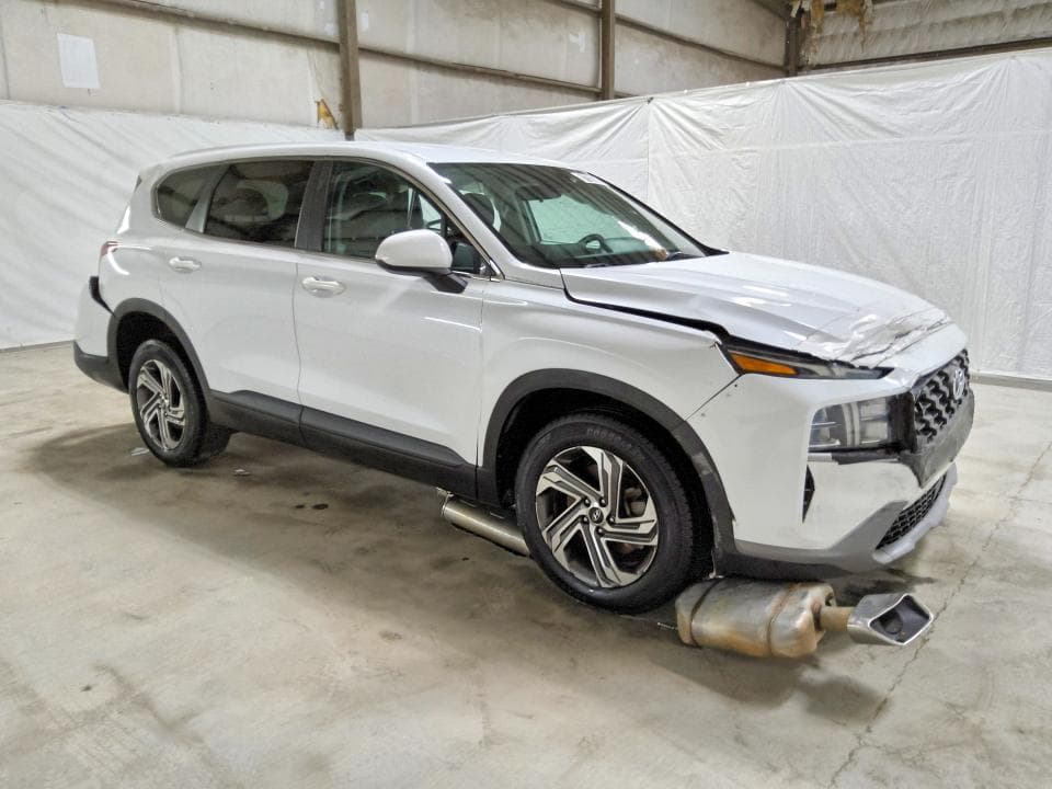 2021 HYUNDAI SANTA FE SE 4