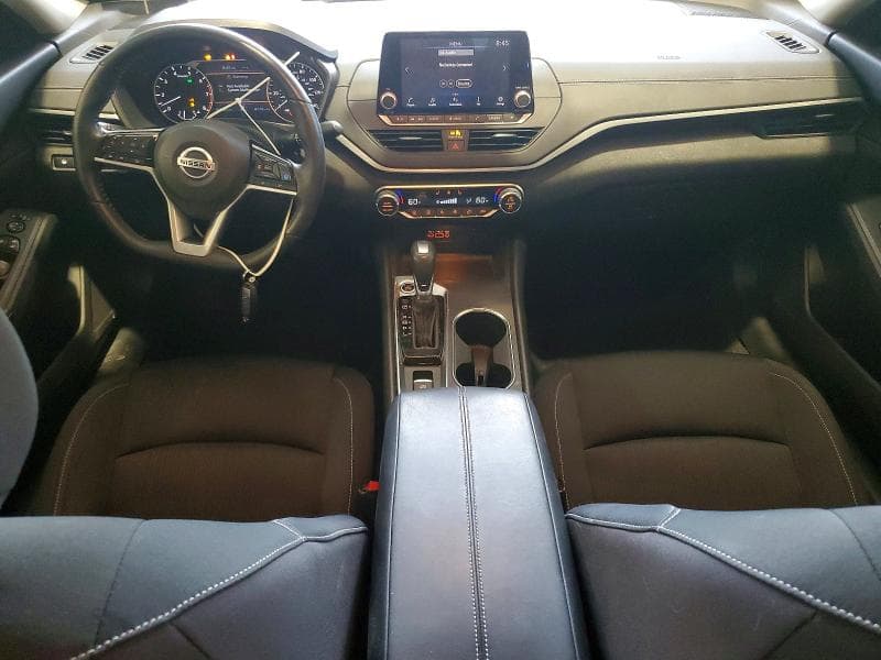 2019 NISSAN ALTIMA SV 8