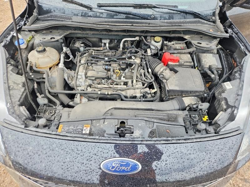 2021 FORD ESCAPE SE 11