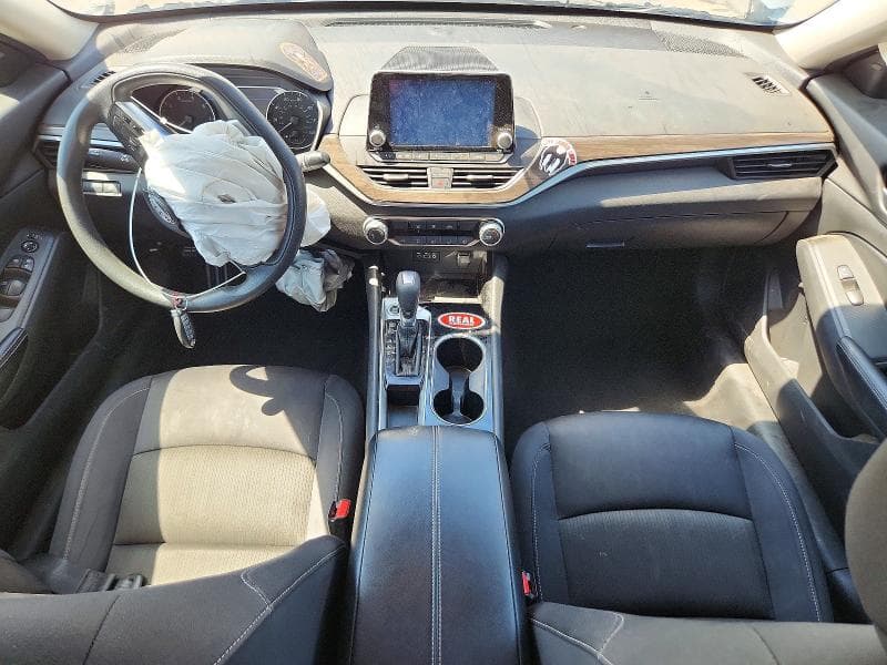 2024 NISSAN ALTIMA SV 8
