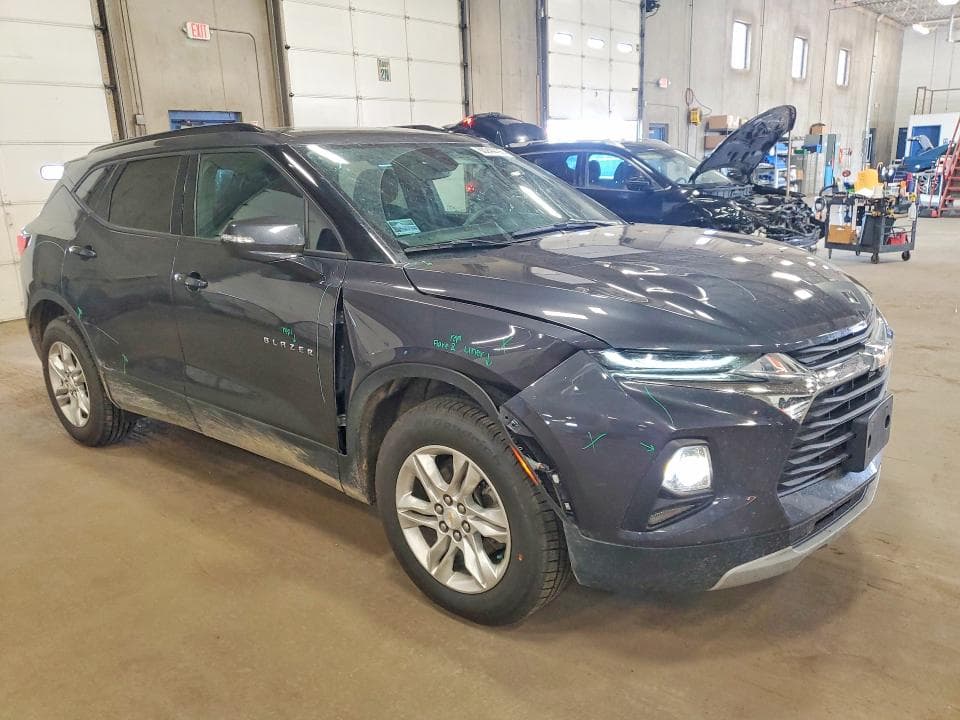 2021 CHEVROLET BLAZER 2LT 4