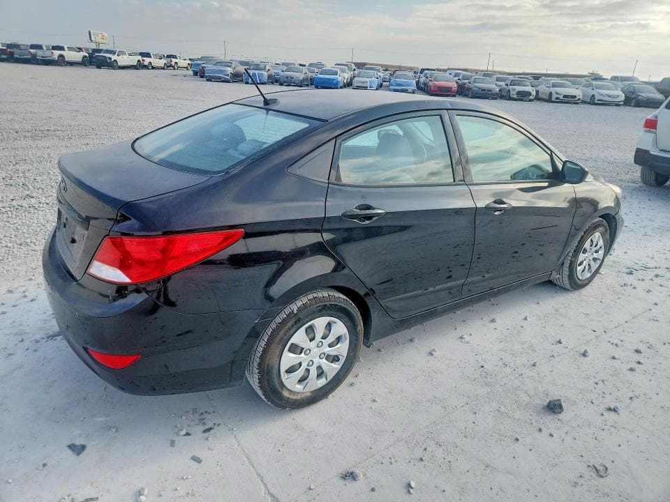 2017 HYUNDAI ACCENT SE 3